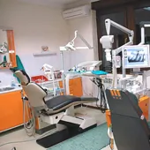 stomatoloska-ordinacija-miletic-oralna-hirurgija